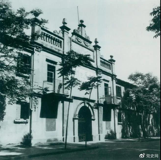1927年4月27日，中國共產(chǎn)黨第五次全國代表大會在武漢召開。圖為大會舉行開幕式的地方。